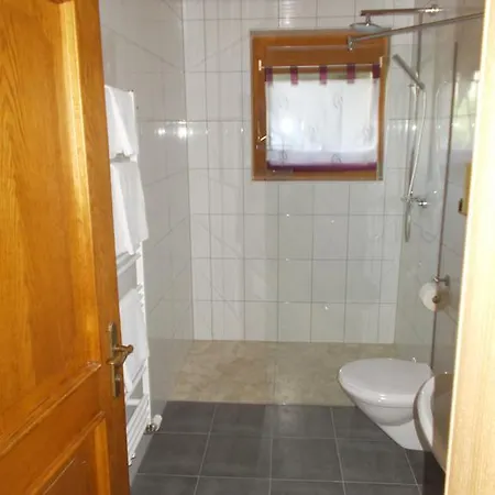 Отель Lesachtalerhof Лизинг